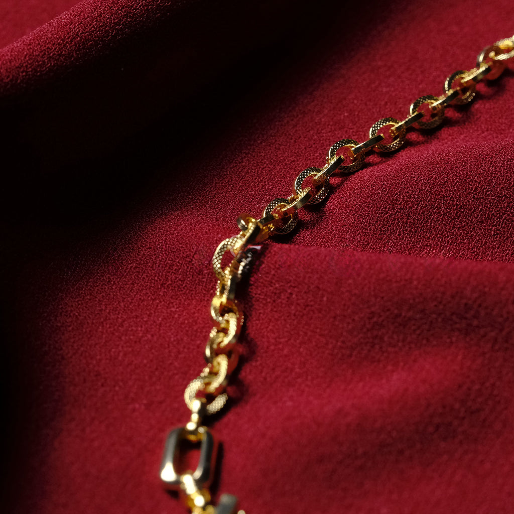 Chic Chain